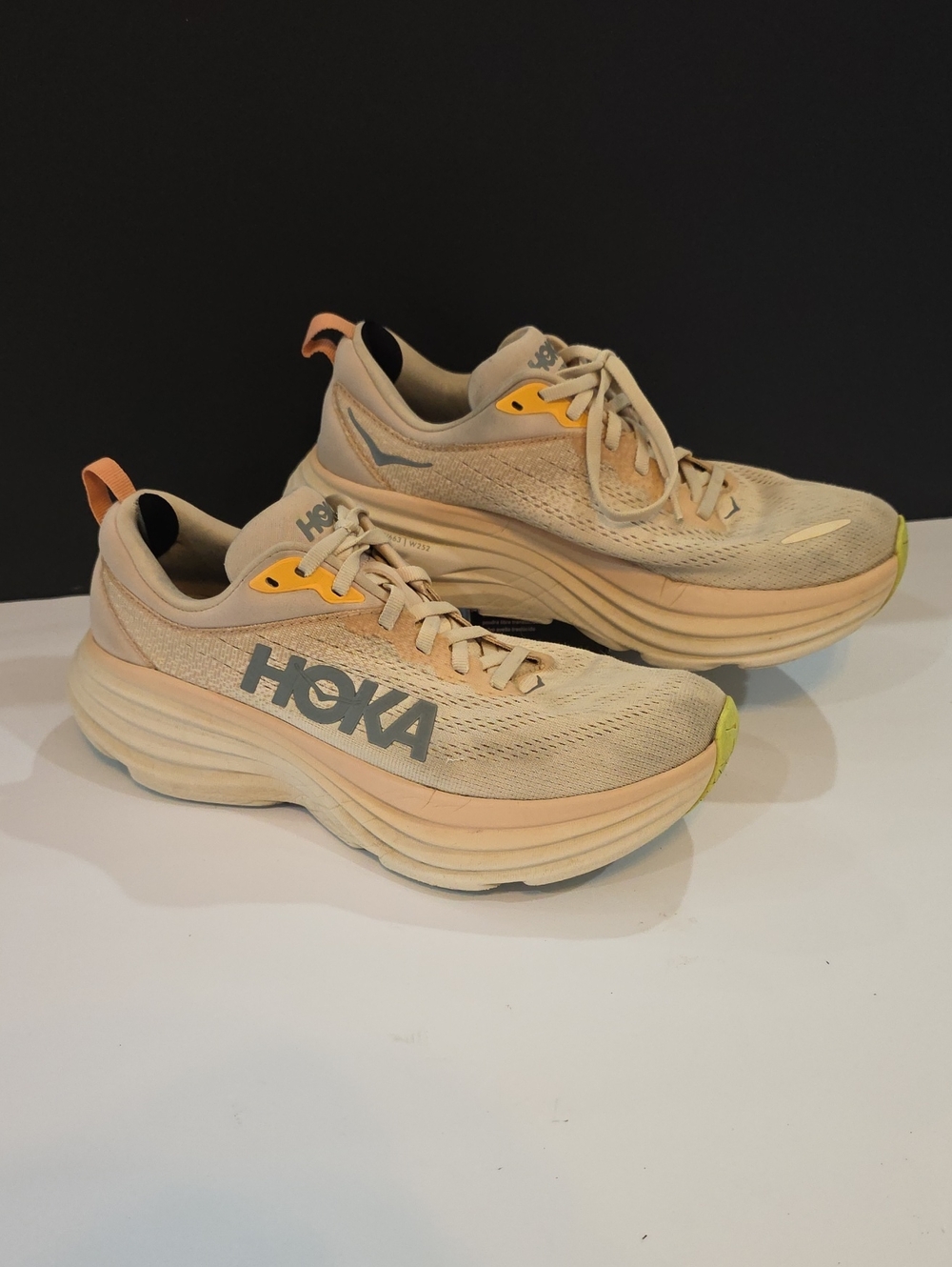 Hoka Bondi 8 Women's Running Shoes in Beige with Yellow Accents Size 8.5